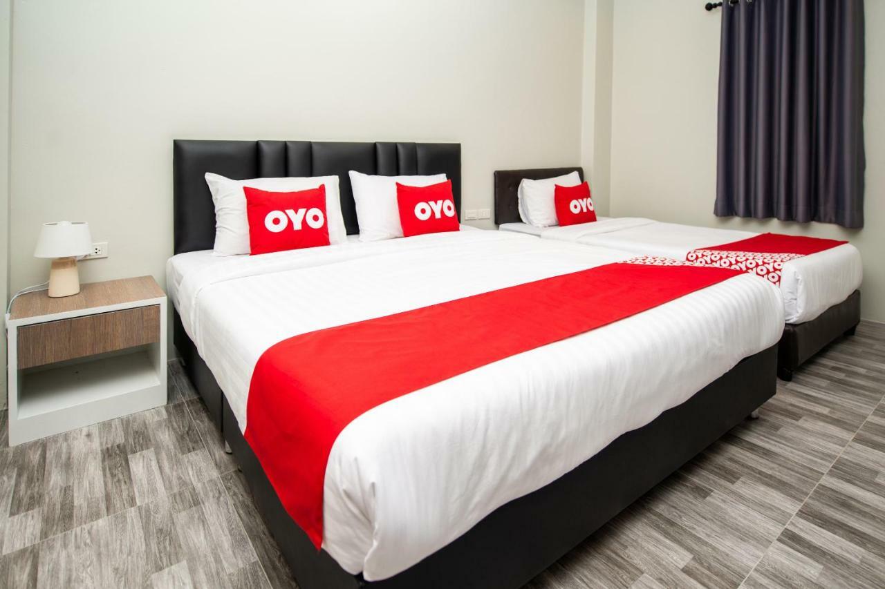 Oyo 259 Baan Napatr Otel Bang Tao Plajı Dış mekan fotoğraf